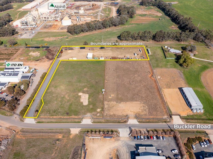 Click to view all images 3/20 Buckler Road North Wangaratta VIC 3678 - Image 2