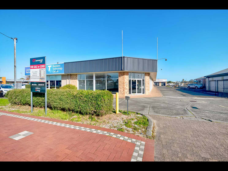 Click to view all images 1 & 2/116 Spencer Street South Bunbury WA 6230 - Image 2