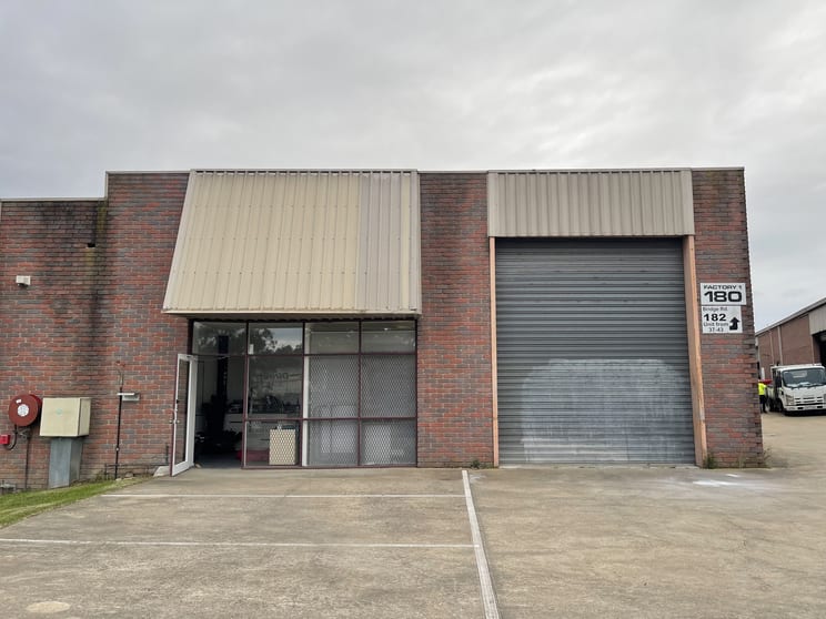 1/180 Bridge Road Keysborough VIC 3173 - Image 1