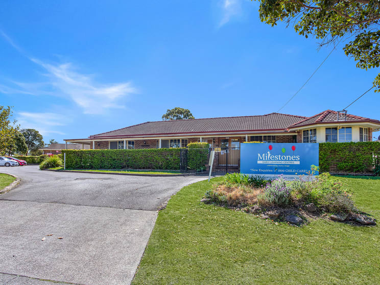 Click to view all images 1-3 Scenic Circle Budgewoi NSW 2262 - Image 1