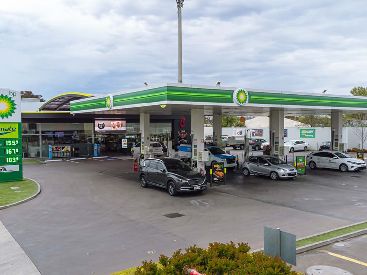 Click to view all images 561-567 Port Road West Croydon SA 5008 - Image 2