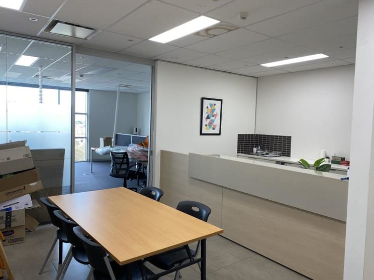 Click to view all images Suite/71/574 Plummer Street Port Melbourne VIC 3207 - Image 3