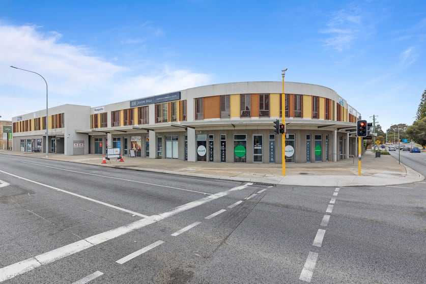 17/210 Queen Victoria Street North Fremantle WA 6159 - Image 1