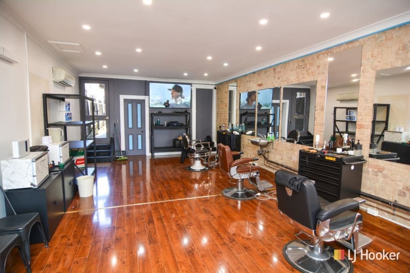 Click to view all images 63 Main Street Lithgow NSW 2790 - Image 2