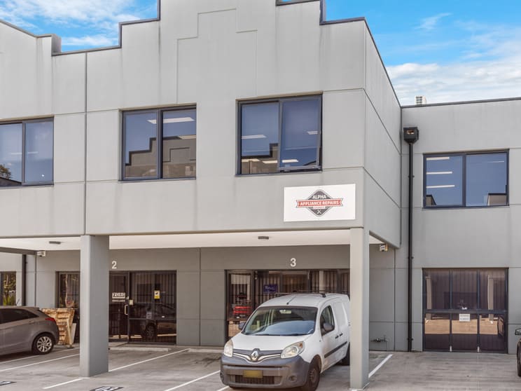 Click to view all images Unit 3/2-6 Chaplin Drive Lane Cove NSW 2066 - Image 1