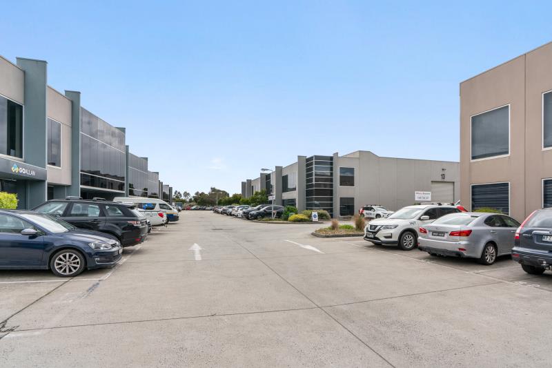 Click to view all images 22/31 Keysborough Close Keysborough VIC 3173 - Image 2