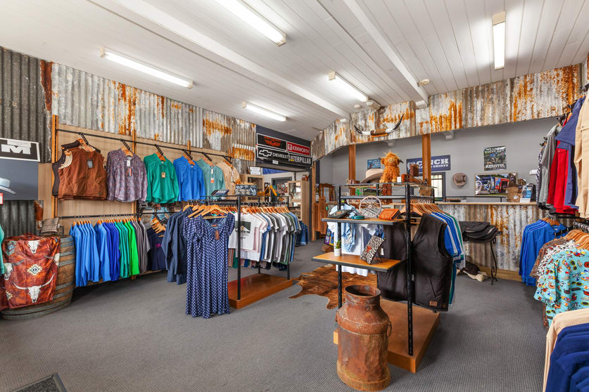 Click to view all images 85 & 85A Sydney Street Kilmore VIC 3764 - Image 2