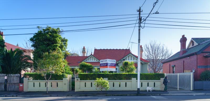 Click to view all images 42 Carlisle Street St Kilda VIC 3182 - Image 2