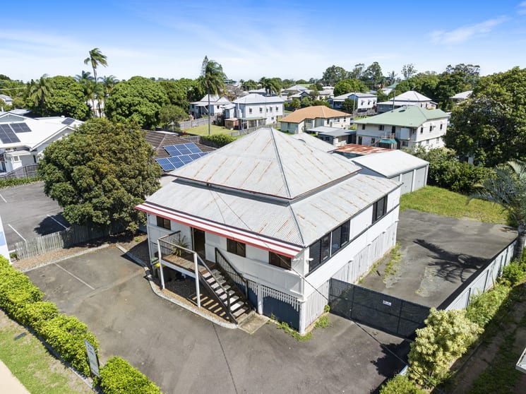 Click to view all images 47 Barolin Street Bundaberg South QLD 4670 - Image 1