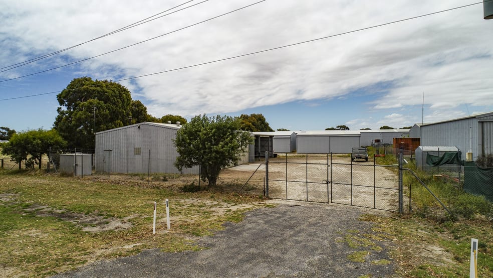 Click to view all images 23 Railway Terrace Kingston Se SA 5275 - Image 2