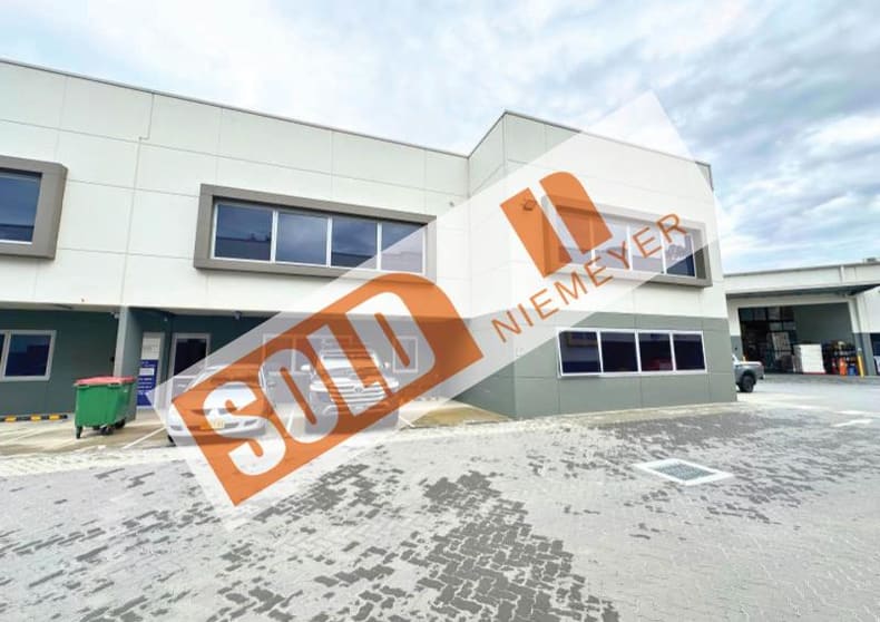 Click to view all images Unit F2/2b Mavis Street Revesby NSW 2212 - Image 1