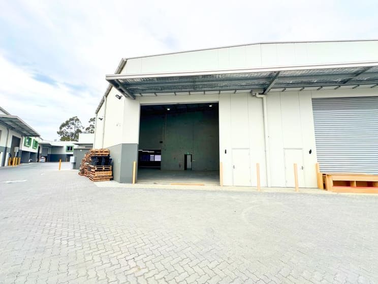 Click to view all images Unit F2/2b Mavis Street Revesby NSW 2212 - Image 3