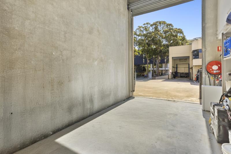 Click to view all images Unit 6/108 Old Pittwater Road Brookvale NSW 2100 - Image 2