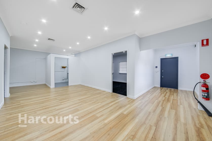 Click to view all images 1/67 Jacaranda Avenue Bradbury NSW 2560 - Image 2