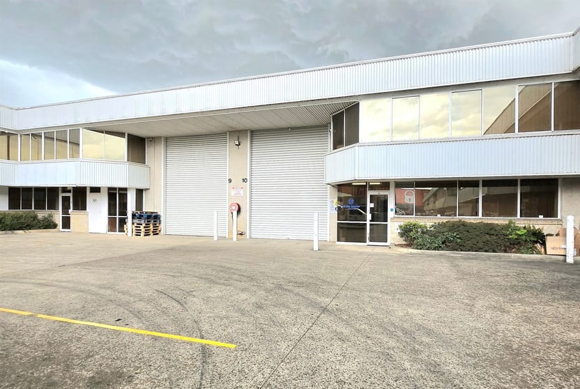 Click to view all images 5 Lyn Parade Prestons NSW 2170 - Image 1