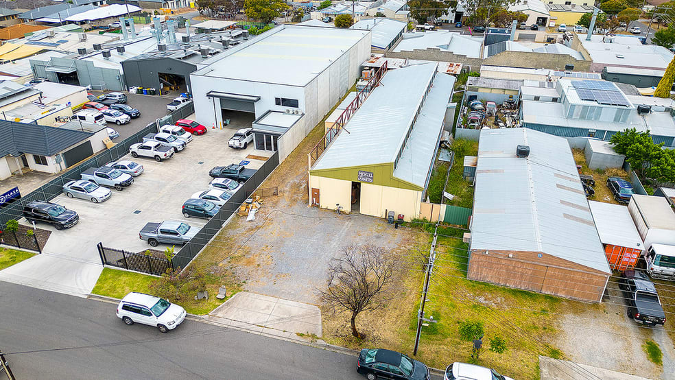 17 Braeside Avenue Holden Hill SA 5088 - Image 2