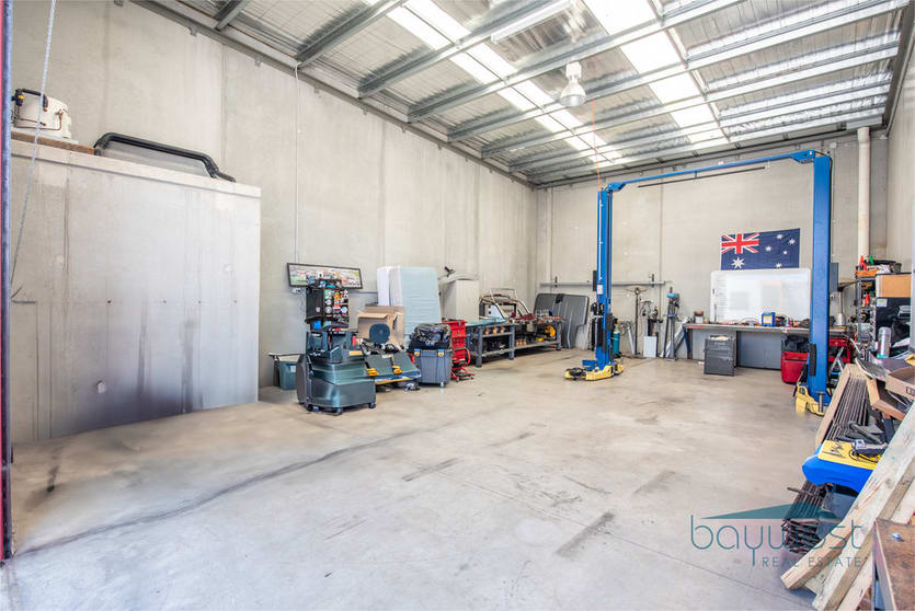 Click to view all images 6/7 Cannery Court Tyabb VIC 3913 - Image 3