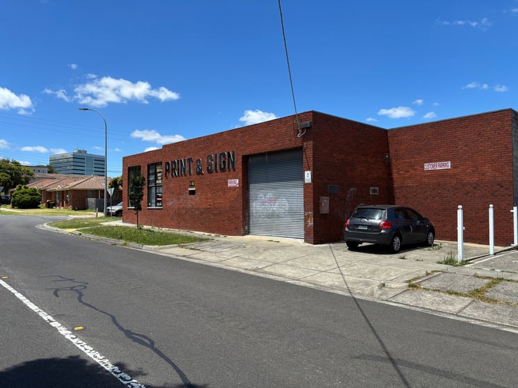 Click to view all images 1/55 Scott Street Dandenong VIC 3175 - Image 3