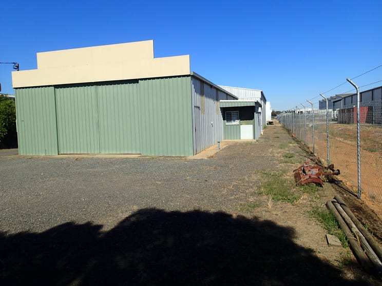 Click to view all images 179 Cemetery Rd Corowa NSW 2646 - Image 3