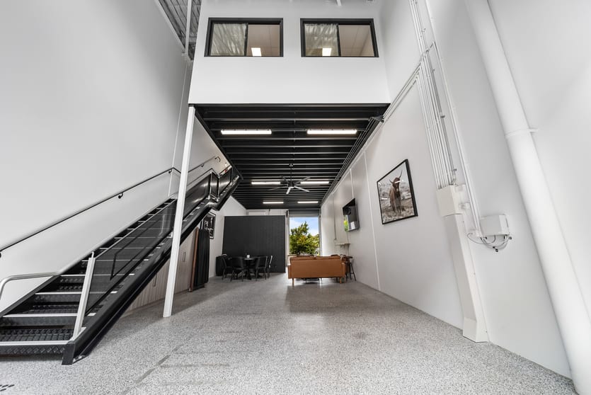 Click to view all images 6/221 Burleigh Connection Road Burleigh Waters QLD 4220 - Image 2