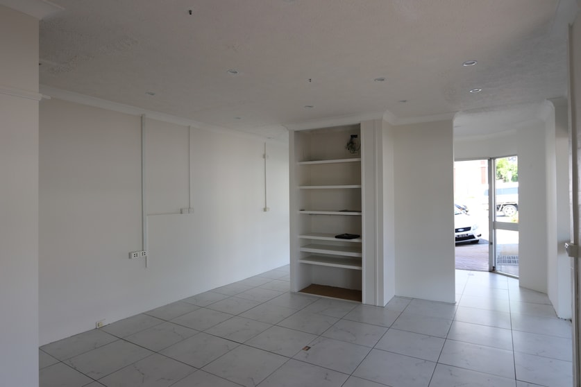 1/27 Park Avenue Burleigh Heads QLD 4220 - Image 3