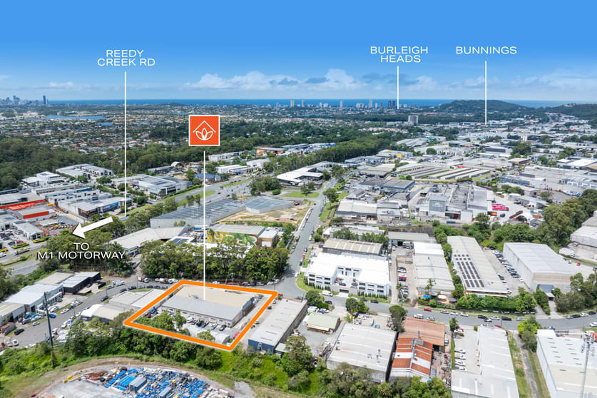 Click to view all images 5 - 7 Alex Fisher Drive Burleigh Heads QLD 4220 - Image 3