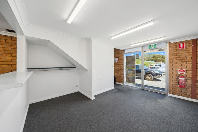 Click to view all images Unit 5/13 Bonnal Road Erina NSW 2250 - Image 3