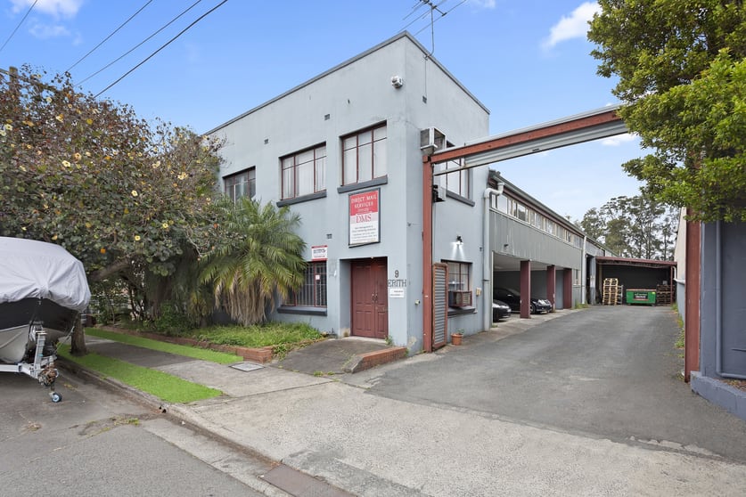 Click to view all images 9 Erith Street Botany NSW 2019 - Image 2