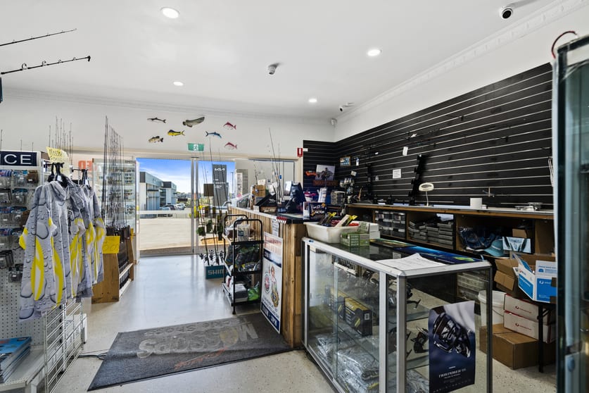 Shop 2/30-32 Shore Street West Cleveland QLD 4163 - Image 2