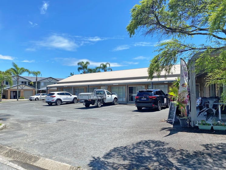 Click to view all images 171/2 Ourimbah Road Tweed Heads NSW 2485 - Image 1