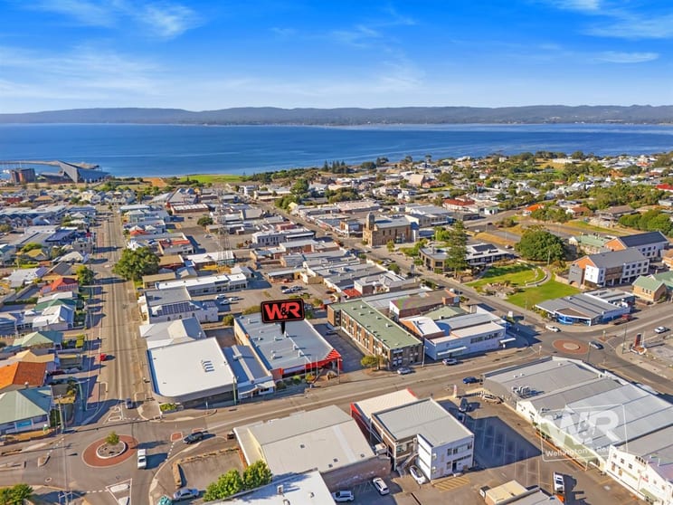 Click to view all images 51 Serpentine Road Albany WA 6330 - Image 2