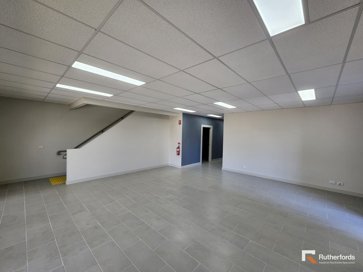 43 Robbins Circuit Williamstown North VIC 3016 - Image 3