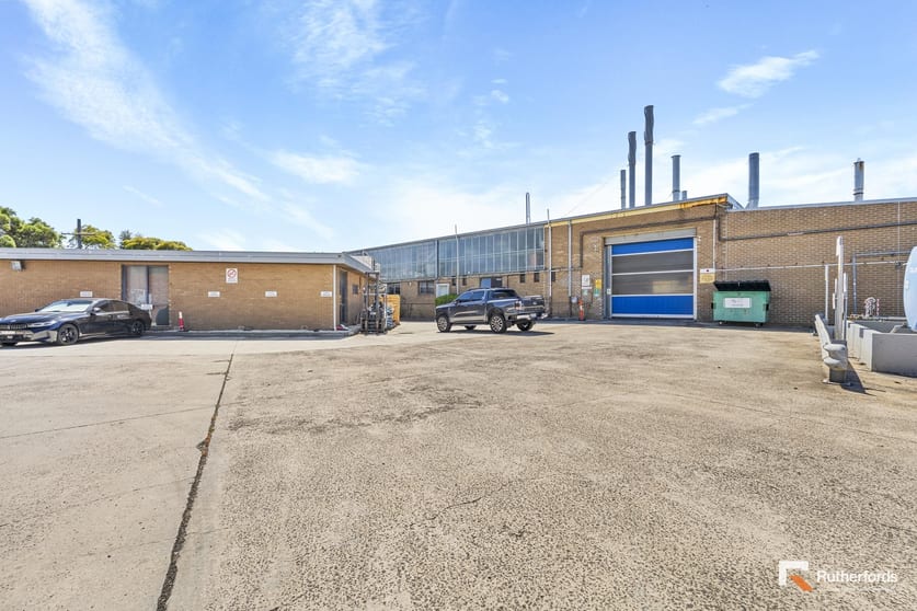 21 Temple Drive Thomastown VIC 3074 - Image 2