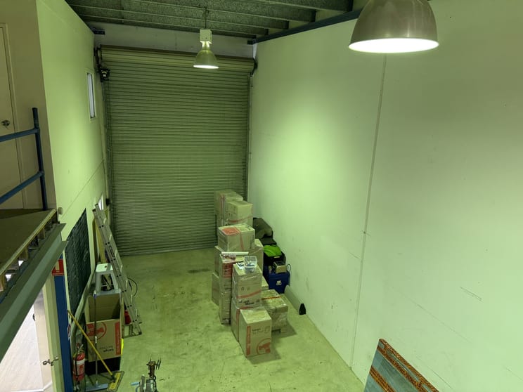 Click to view all images 2/11 Expansion Street Molendinar QLD 4214 - Image 3