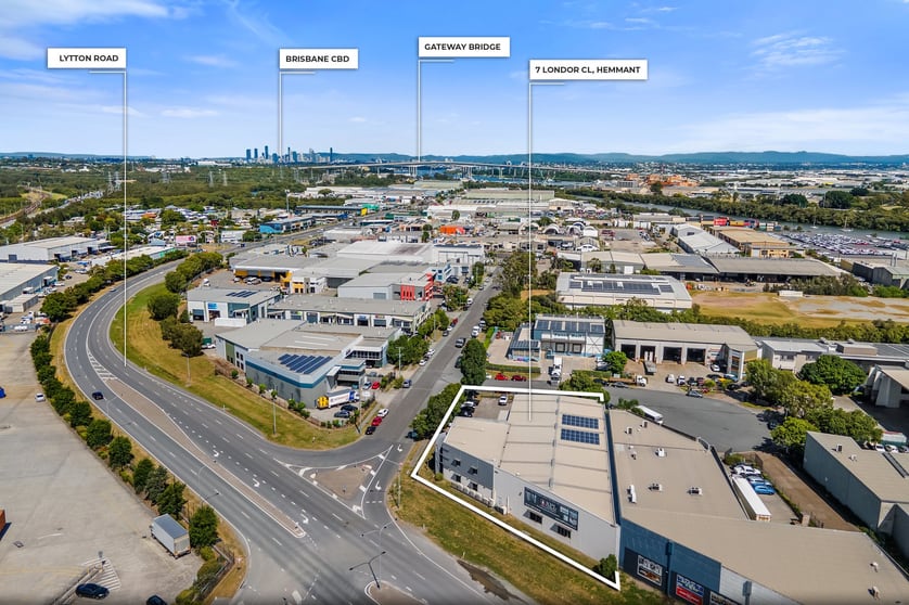 7 Londor Close Hemmant QLD 4174 - Image 2