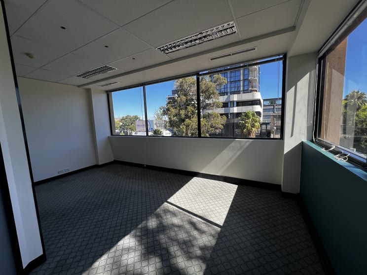 Click to view all images Suite 304/1 Princess Street Kew VIC 3101 - Image 3