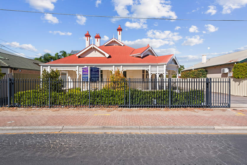 Click to view all images 14 Waterloo Street Glenelg SA 5045 - Image 3