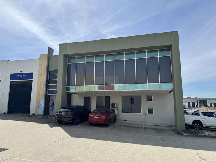 Unit 3/8 Commercial Court Tullamarine VIC 3043 - Image 1
