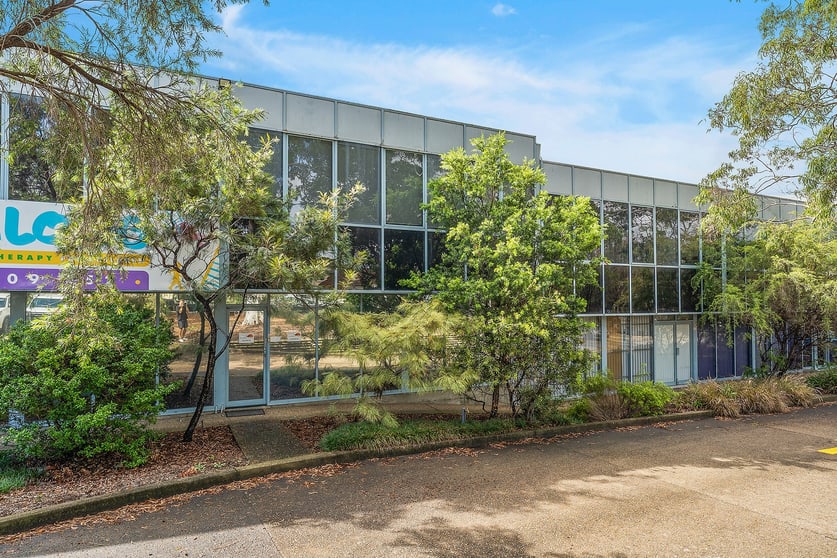 Click to view all images 30/17 Lorraine Street Peakhurst NSW 2210 - Image 1