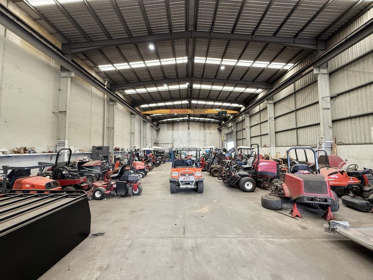 Click to view all images 21 Star Crescent Hallam VIC 3803 - Image 3