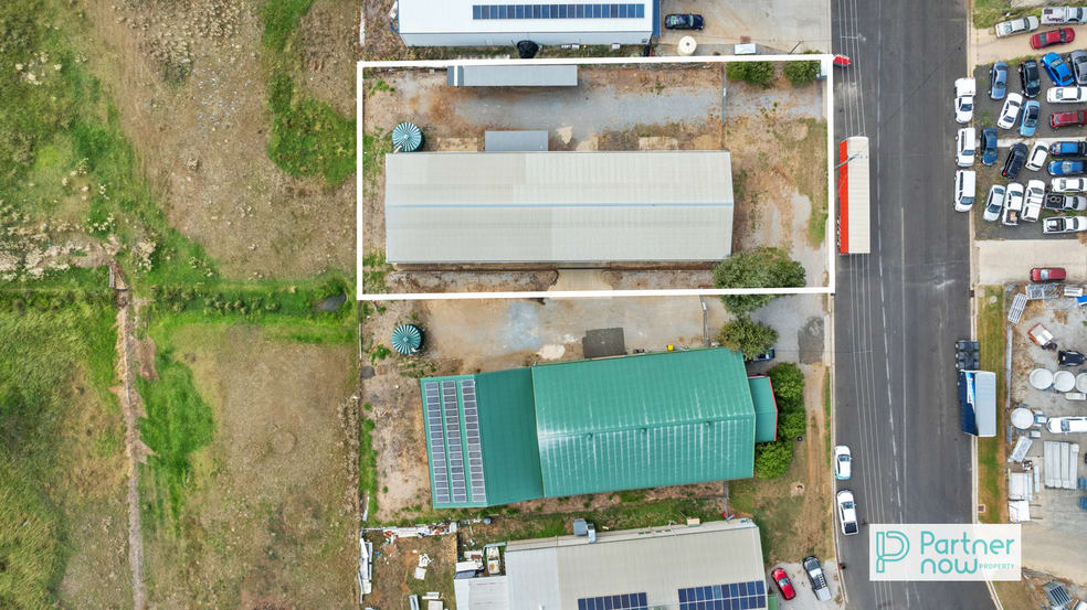 Click to view all images 15 Kingsford Smith Street Tamworth NSW 2340 - Image 2