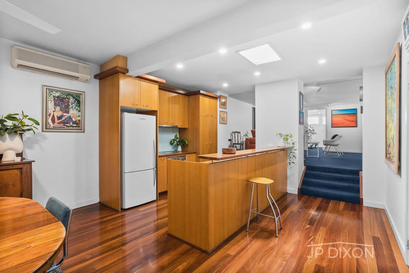 Click to view all images 302 New Street Brighton VIC 3186 - Image 2