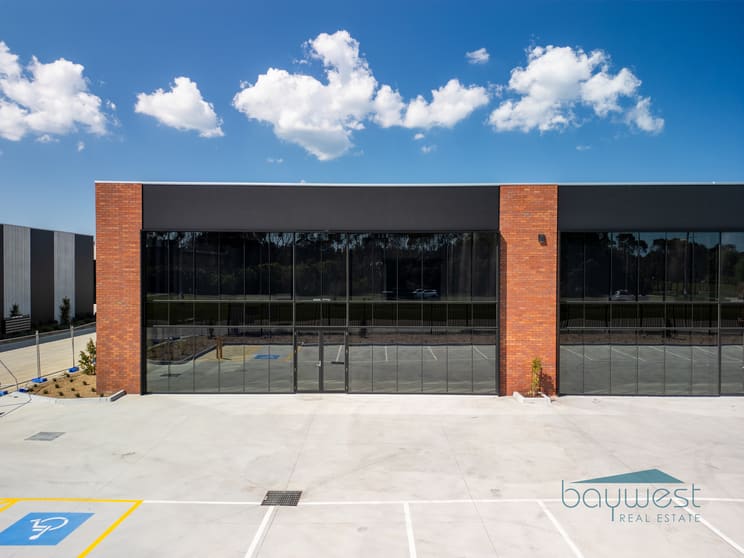 75 Star Point Place Hastings VIC 3915 - Image 1