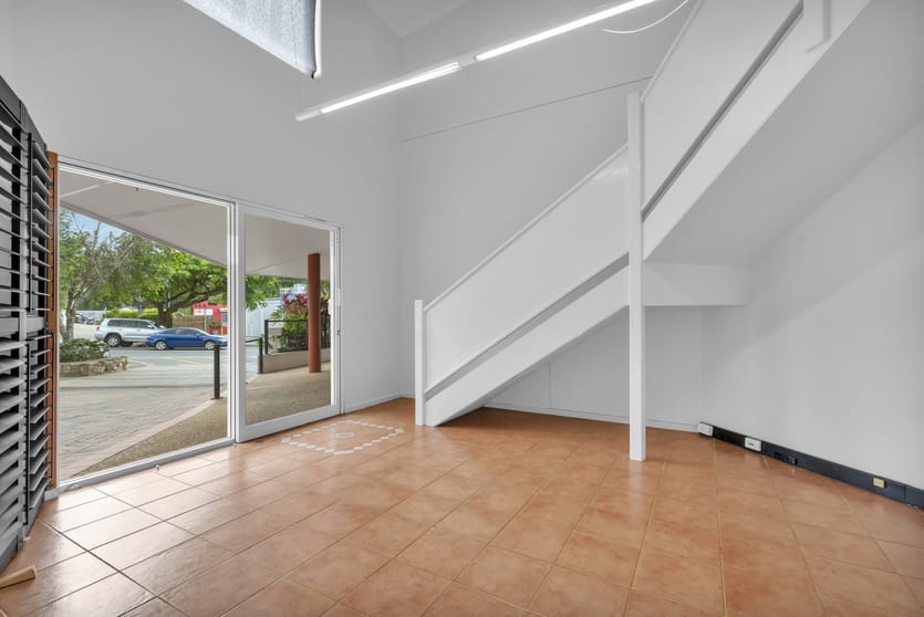 Click to view all images 6/61 Burnett Street Buderim QLD 4556 - Image 2