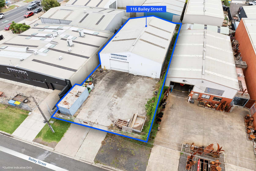 Click to view all images 116 Bailey Street Grovedale VIC 3216 - Image 2