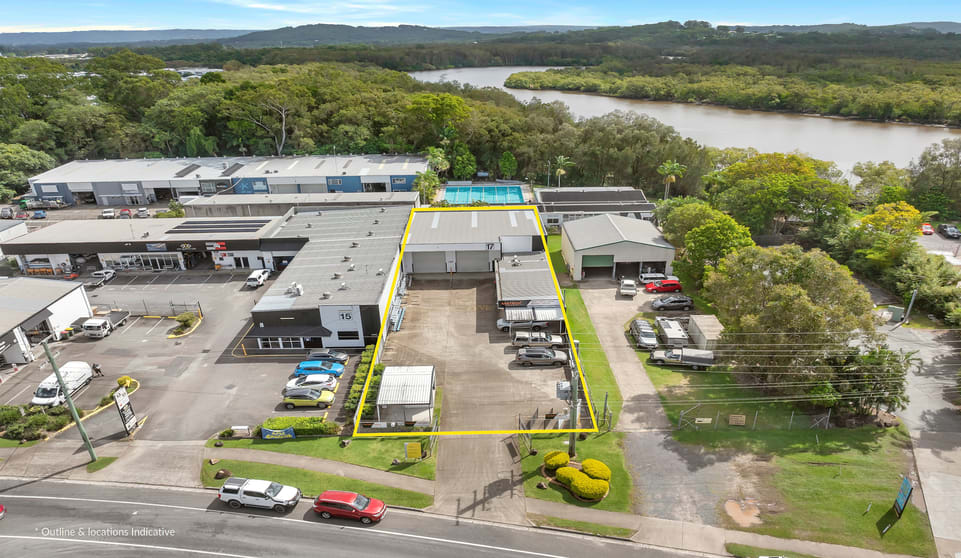 Click to view all images 17 Fishermans Road Kuluin QLD 4558 - Image 2