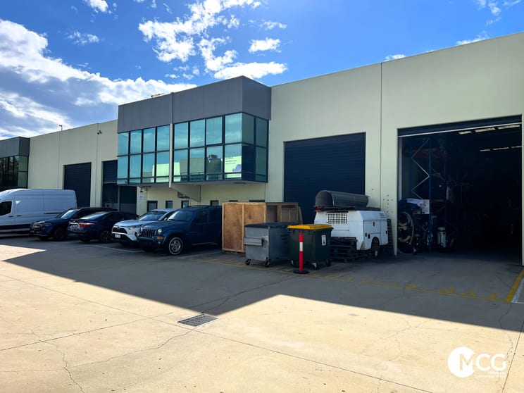 Click to view all images 3/4-6 Commercial Court Tullamarine VIC 3043 - Image 1