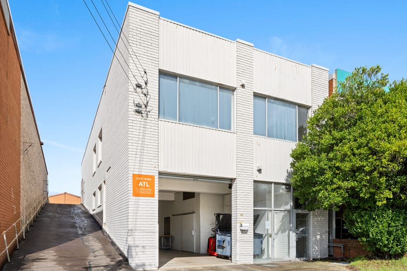Click to view all images 11 Chard Road Brookvale NSW 2100 - Image 2