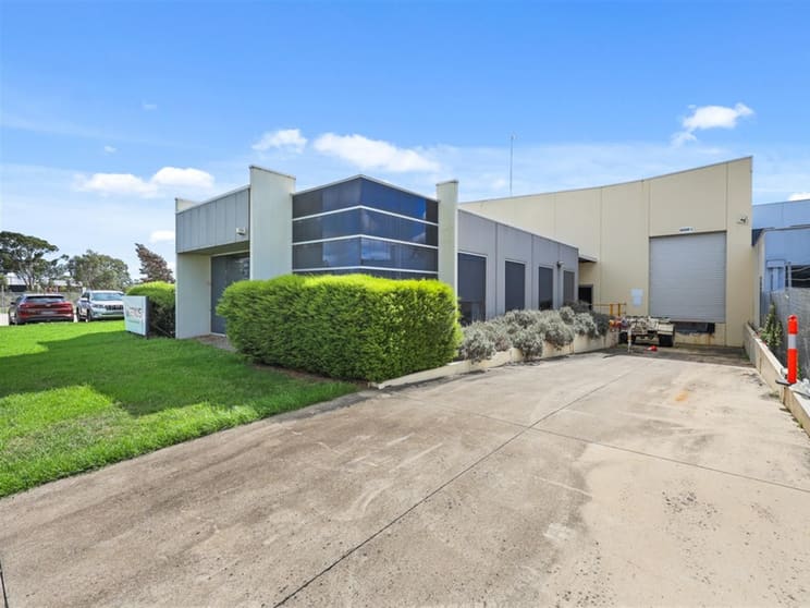 Click to view all images 67 Quantum Cl Dandenong South VIC 3175 - Image 3