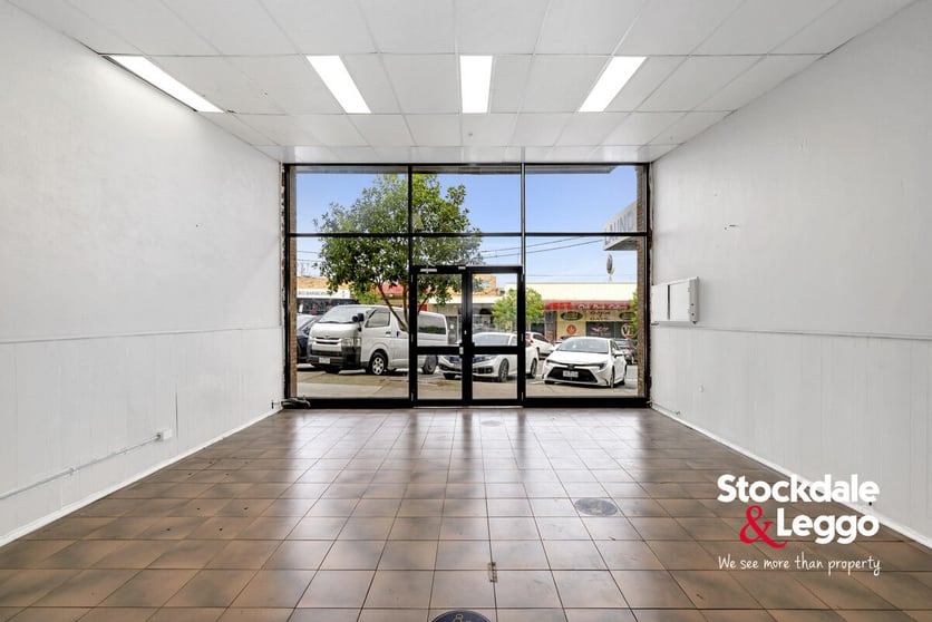 Click to view all images 116 Snell Grove Oak Park VIC 3046 - Image 3